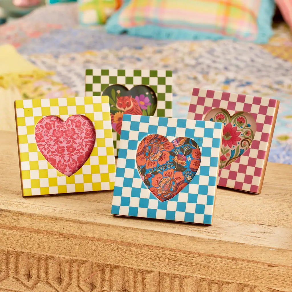Check Heart Photo Frame
